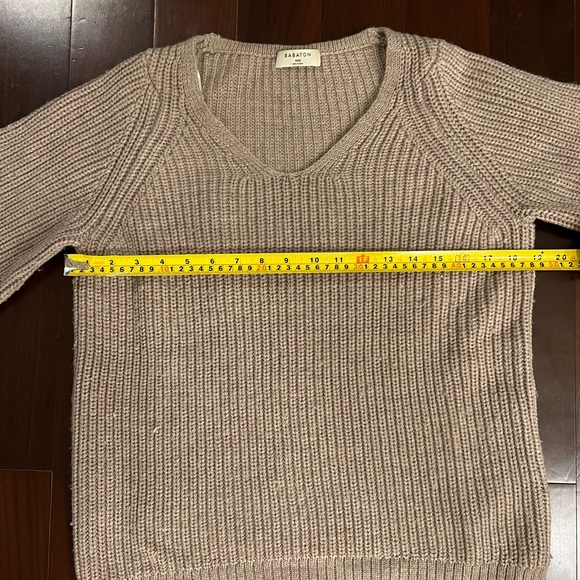 Aritzia Babaton Valadon Balloon Sleeve Sweater Brown XXS Merino Wool - Picture 8 of 8
